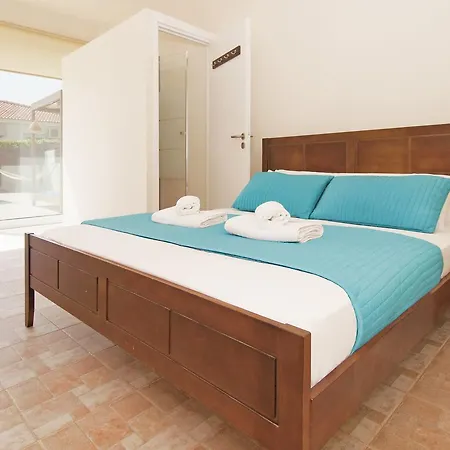 Villa Affinity
